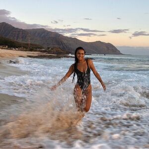 Meet your Posher, Kahea